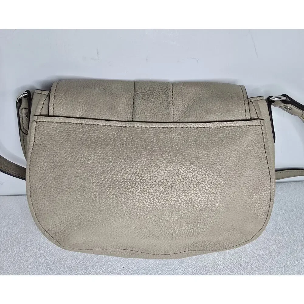 Marc Jacobs Traveler Messenger Leather Shoulder Bag Light Slate (Beige)